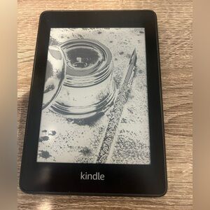 Kindle Paper White 10th Generation, like New